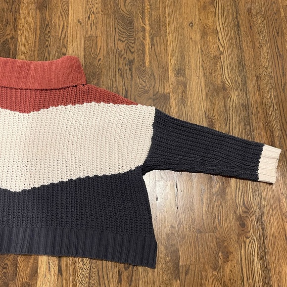 American Threads Color Block Knit Sweater - Picture 6 of 6